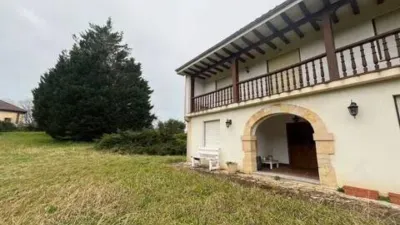 Chalet in Carriazo photo 9