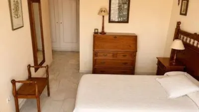 Townhouse in El Paraíso-Atalaya-Benamara photo 10