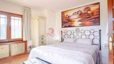 Chalet on Carrer del Priorat photo 24