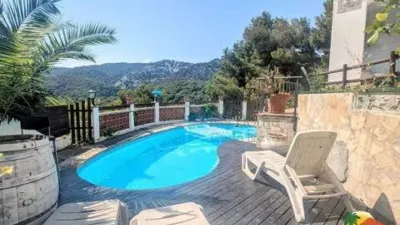 Chalet on Carrer Versalles photo 3