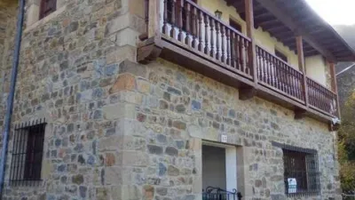 Chalet in Barrio de la Cosgaya photo 2