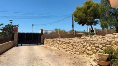 Chalet on Carrer Turquesa photo 8