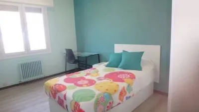 Piso en alquiler en Iturrama-Azpilagaña, Iturrama-Azpilagaña (Pamplona - Iruña) de 1.200 €<span>/mes</span>