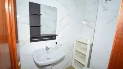 Apartment on Calle Oza de los Ríos photo 18