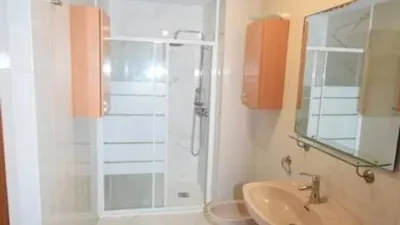 Apartment on Calle Oza de los Ríos photo 37