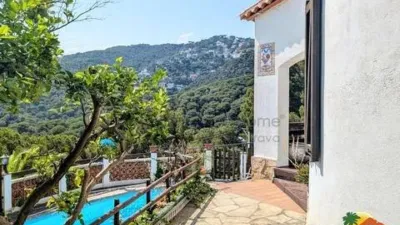 Chalet on Carrer Versalles photo 22