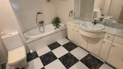 Apartment in Casco Antiguo - Alde Zaharra photo 11