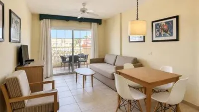 Apartment on Calle Meandro photo 3