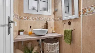Flat on Clavel Street photo 9