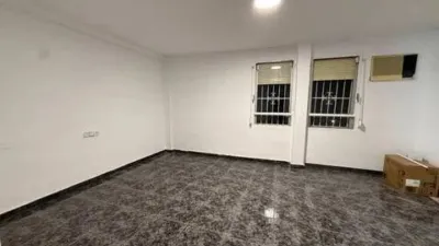 Apartment on Paseo de las Acacias photo 6