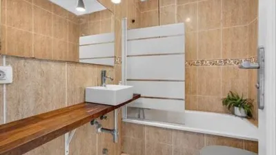 Flat on Clavel Street photo 10