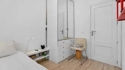 Flat on Clavel Street photo 16