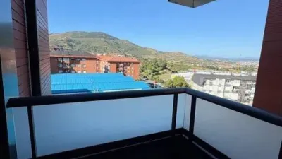 Apartment in Abanto-Zierbena photo 4
