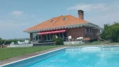Chalet in Santa Cruz de Bezana photo 27