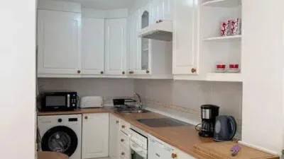 Apartment on Calle Victor Zurita Soler photo 36