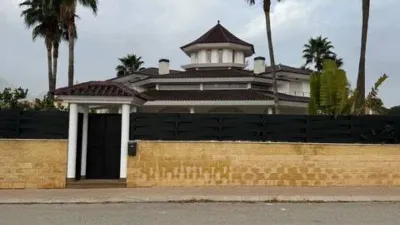 Chalet on Carrer de Fuerteventura photo 4