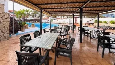 Apartment on Calle Victor Zurita Soler photo 6