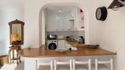 Apartment on Calle Victor Zurita Soler photo 35