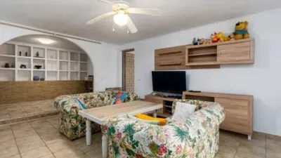 Chalet on Pintor Murillo Street photo 32