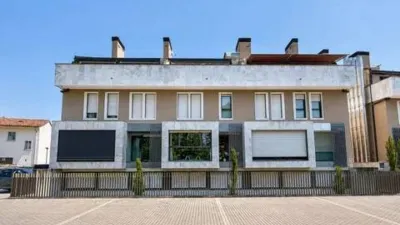 Apartment in Aranguren photo 2