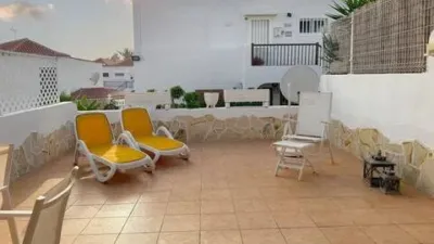 Apartment on Calle Victor Zurita Soler photo 25