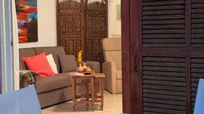 Apartment on Calle Victor Zurita Soler photo 31