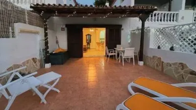 Apartment on Calle Victor Zurita Soler photo 30