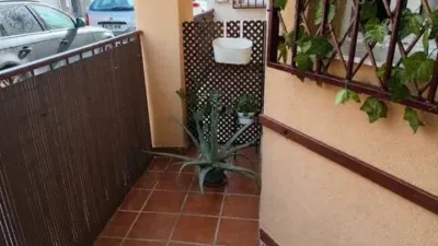 Townhouse in Retamar photo 2