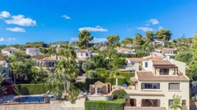 Chalet in Cala Advocat-Baladrar photo 2