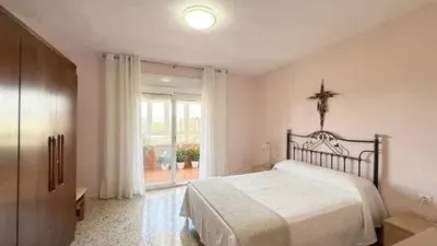 Flat on Calle de la Prosperidad photo 11