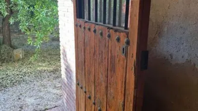 Rustic house on Condesa de Villaoquina Street photo 16