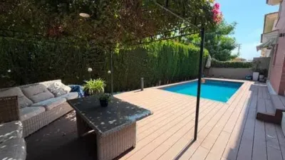 Chalet on Carrer Cap de Salou photo 7