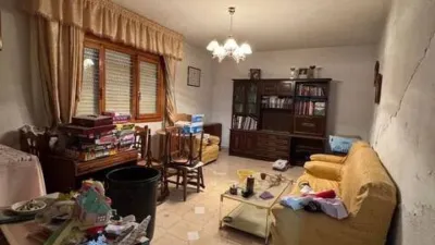 Rustic house on Condesa de Villaoquina Street photo 6