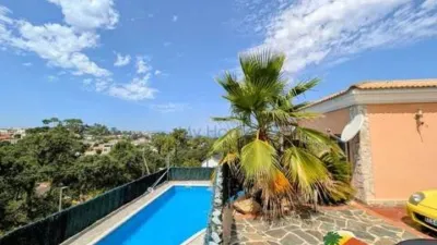 Chalet on Carrer de Tordera photo 37