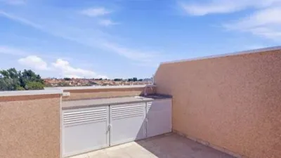 Townhouse on Avinguda de Mare Nostrum photo 35