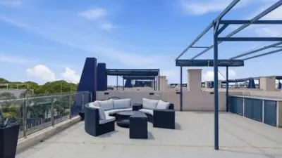 Penthouse on Calle de Lila photo 4
