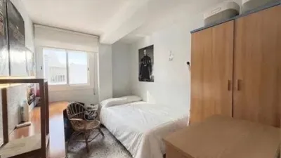 Flat on Calle de la Prosperidad photo 9