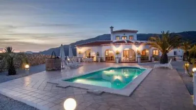 Chalet in Canillas de Albaida photo 2