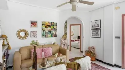 Flat on Carrer la Sagra photo 9