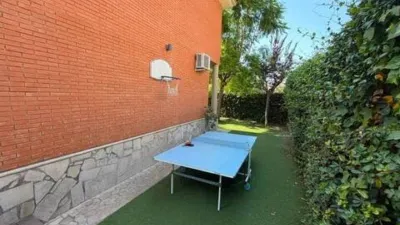 Chalet on Carrer Cap de Salou photo 8