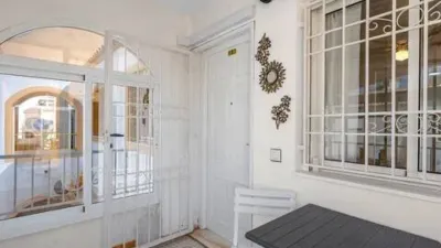 Piso – Torrevieja, Urbanización Jardín del Mar XIII, Urbanización El Chaparral - Vista 2