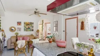 Flat on Carrer la Sagra photo 14