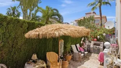 Flat on Carrer la Sagra photo 6