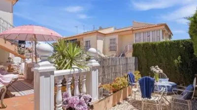 Flat on Carrer la Sagra photo 5