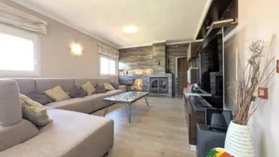 Chalet on Carrer de Tordera photo 7