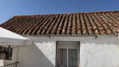 Rustic house on Juan Relinque Street photo 17