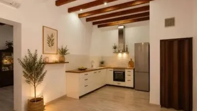 Terraced House in Plaça del Pou photo 3