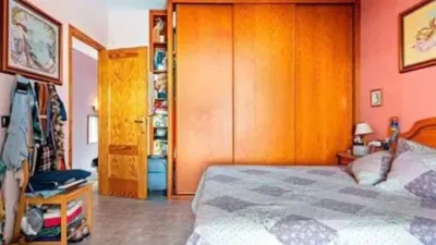 Terraced House on Juan de la Cierva Street photo 3