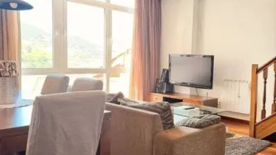 Apartment on Enrique Herreros Street photo 5