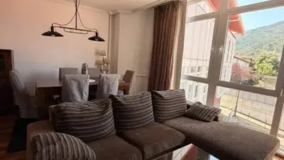 Apartment on Enrique Herreros Street photo 4